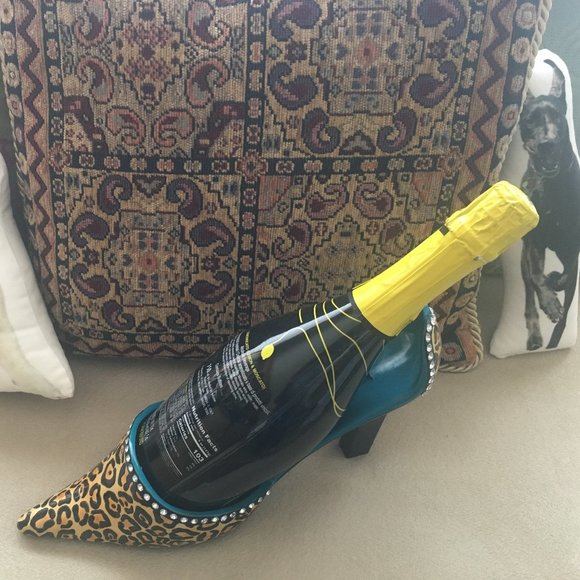 High Spirits Wine Bottle Holder - Picture 1 of 4